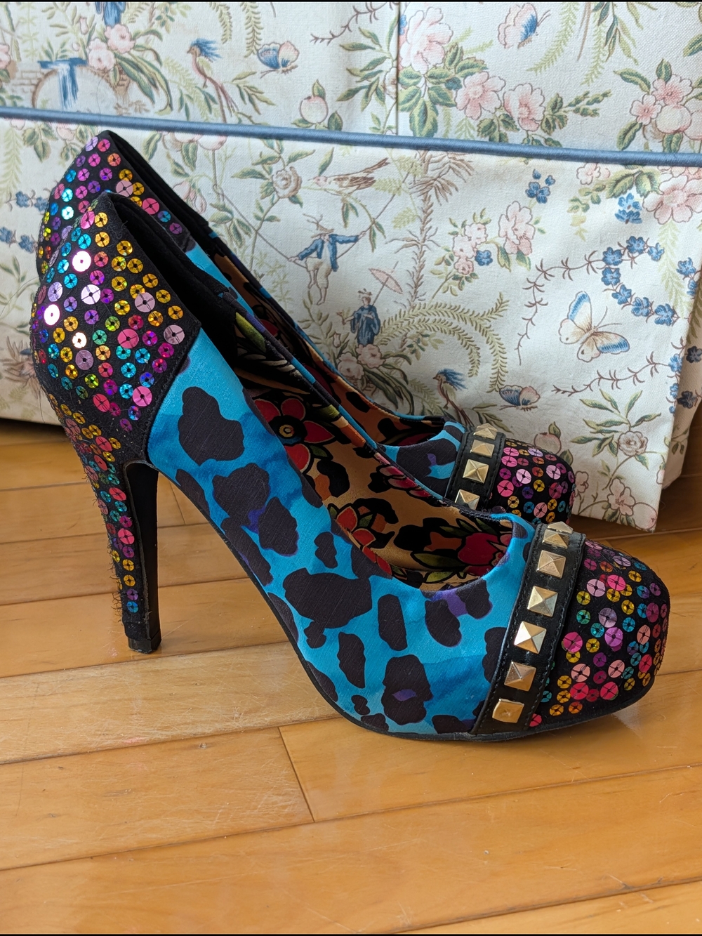 Iron Fist Sequin Pumps - Picture 4 of 9